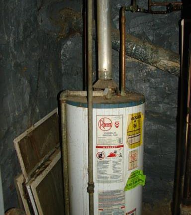 5th image of 2207 W Lafayette Ave