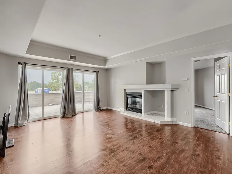 920 E Plum Creek Pkwy #106 — Photo 12