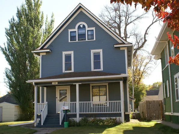 318 9th Ave SE, Aberdeen, SD 57401