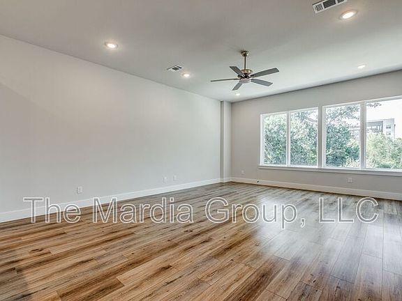 3rd image of 8108 Hastings Dr