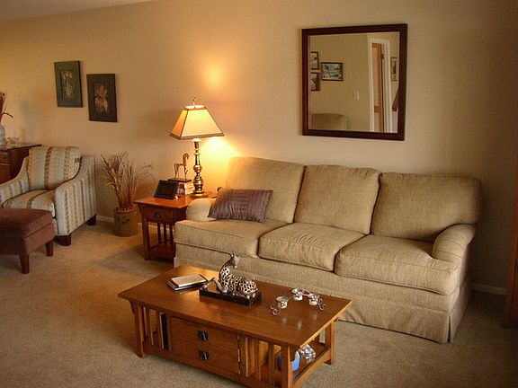 4th image of 158 Cambridge Ln
