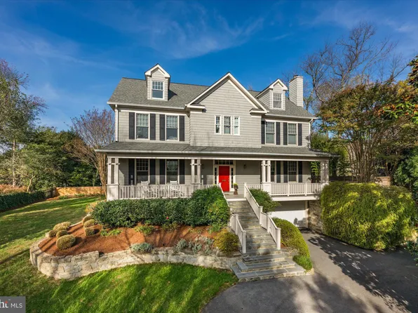 5131 Cathedral Ave NW, Washington, DC 20016