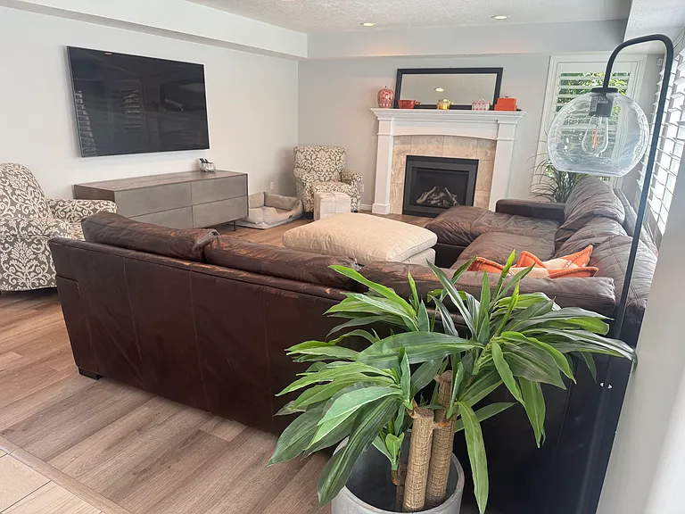 1458 E Snow Iris Cir — Photo 8