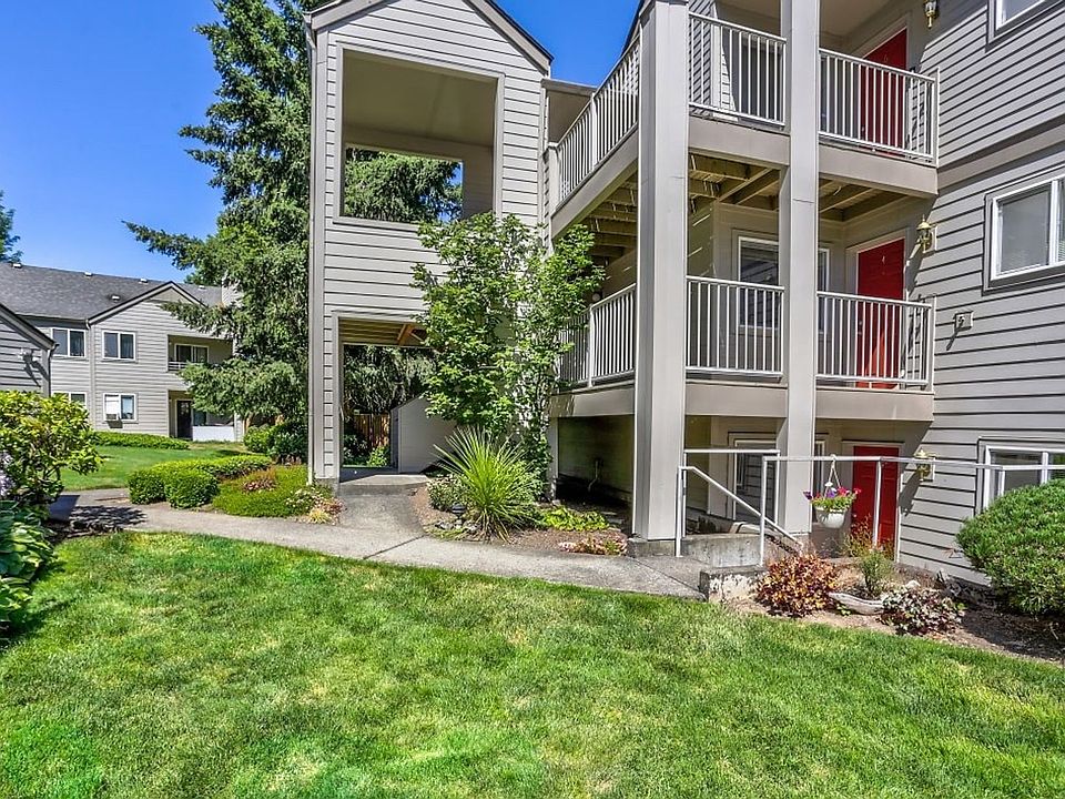1st image of 4410 SW 107th Ave #438520848