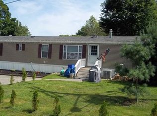 22 Lindenshire Ave, Exeter, NH 03833