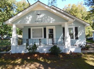 112 Buncombe St, Greer, SC 29650