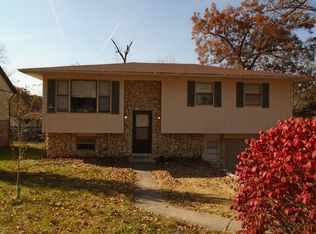 1506 Westview Dr, Jefferson City, MO 65109