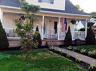 1352 Washington Ave, Milton, WV 25541