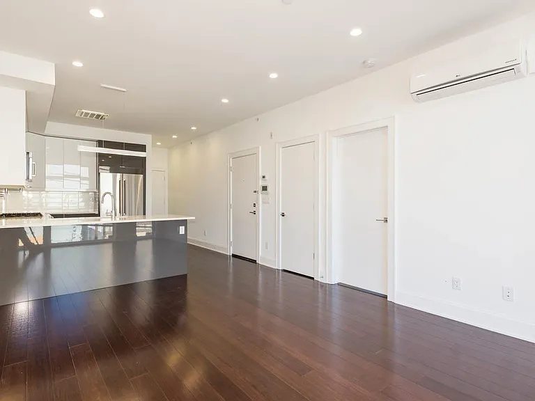 129 Brunswick St #4A — Photo 5