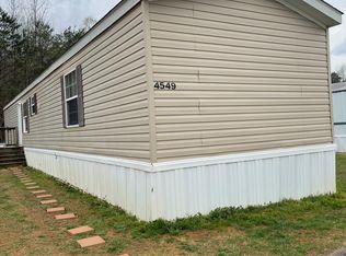 4549 Arrow St, Ramseur, NC 27316