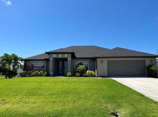 924 SW 28th Ter, Cape Coral, FL 33914