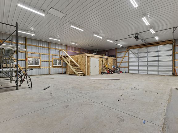 5th image of 35837 Red Pine Ct