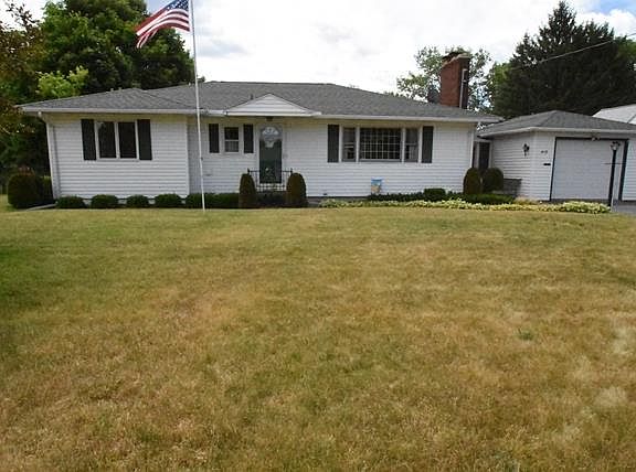 4th image of 413 Highland Ave