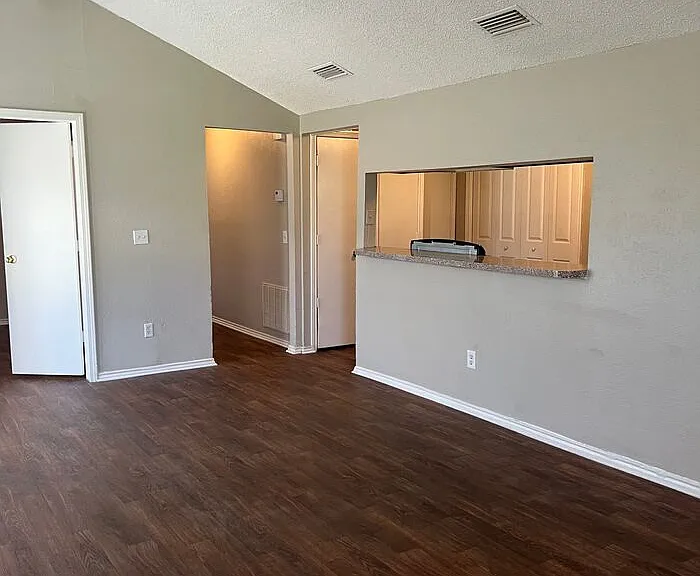 11815 Garden Terrace Dr — Photo 2