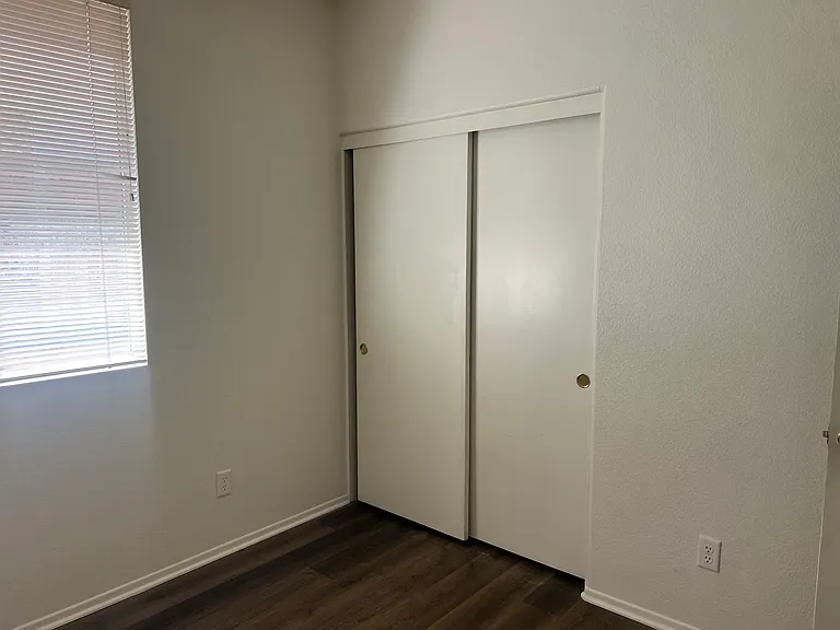 27474 Fallbrook Ct — Photo 8