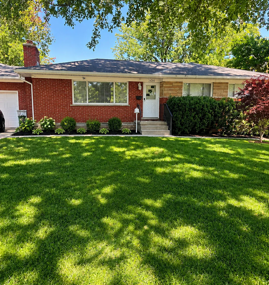 3 bed, 1162 sqft, $1,800 — Photo 1