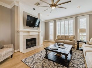 1207 Van Buren St, Houston, TX 77019