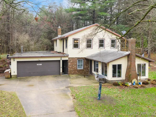 6264 140th Ave, Holland, MI 49423