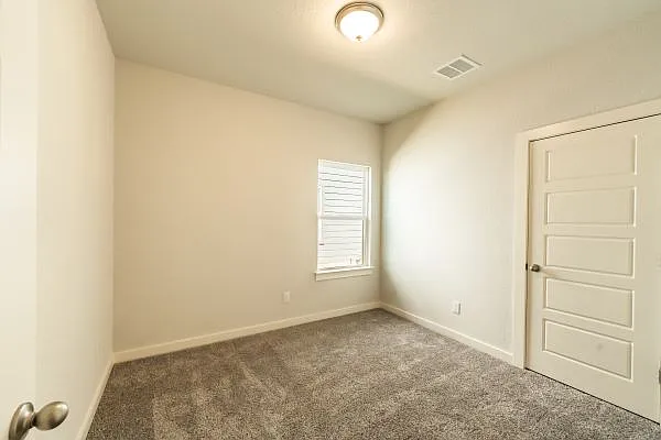 734 Bellamy Dr — Photo 10