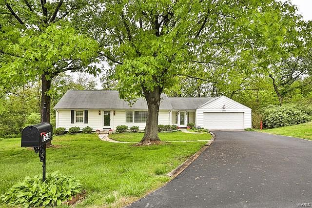 1st image of 12446 Court Dr