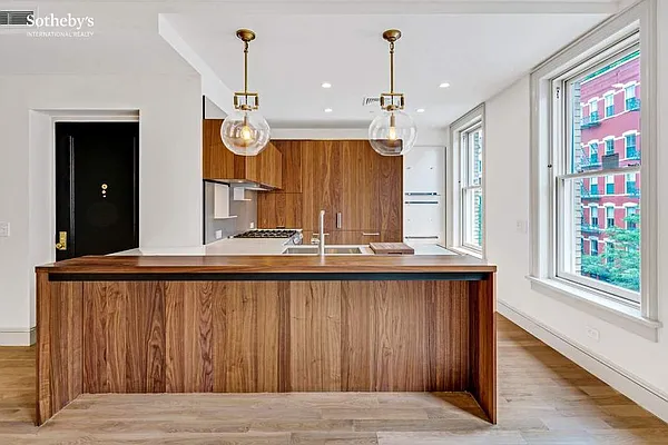 Rented by Sotheby's International Realty | media 3