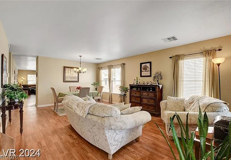 181 White Butte St — Photo 4