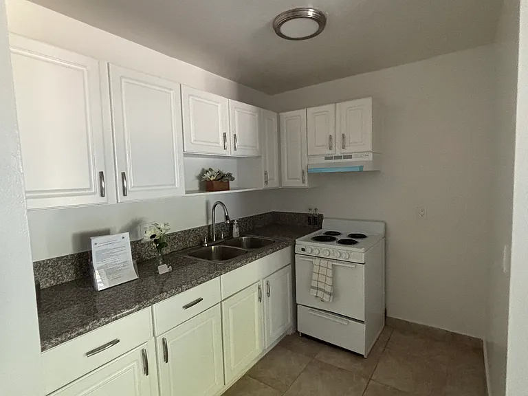 7521 Simpson Ave #212 — Photo 14