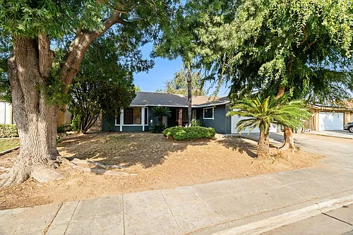 2926 Ezie Ave Photo 1