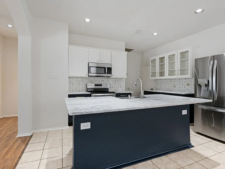 925 Jamie Dr — Photo 19