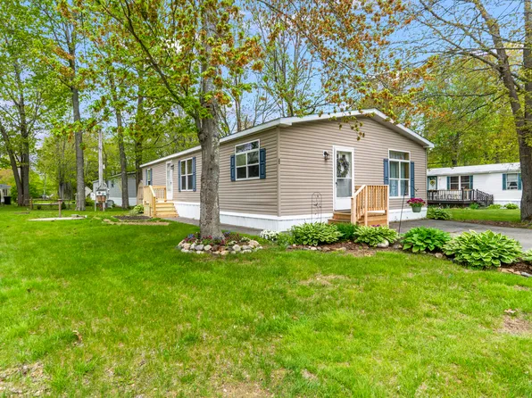 25 Karen Lane, Brunswick, ME 04011