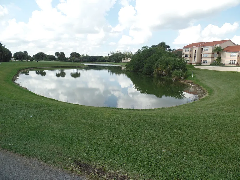3300 Pinewalk Dr N #1925 — Photo 57