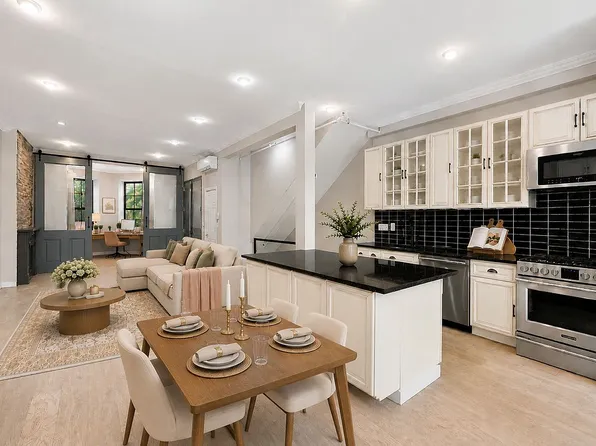 286 Clifton Pl, Brooklyn, NY 11216