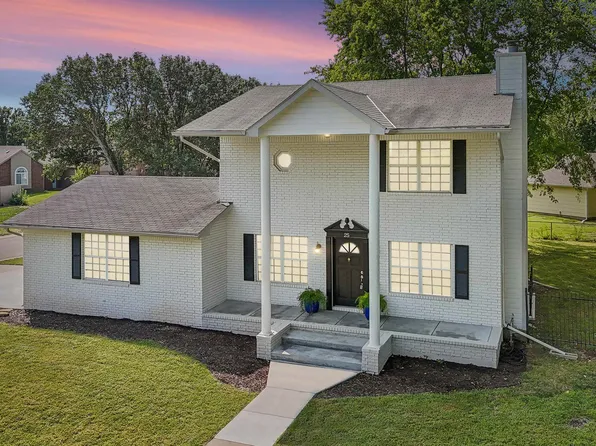 25 E Arnold Dr, Augusta, KS 67010