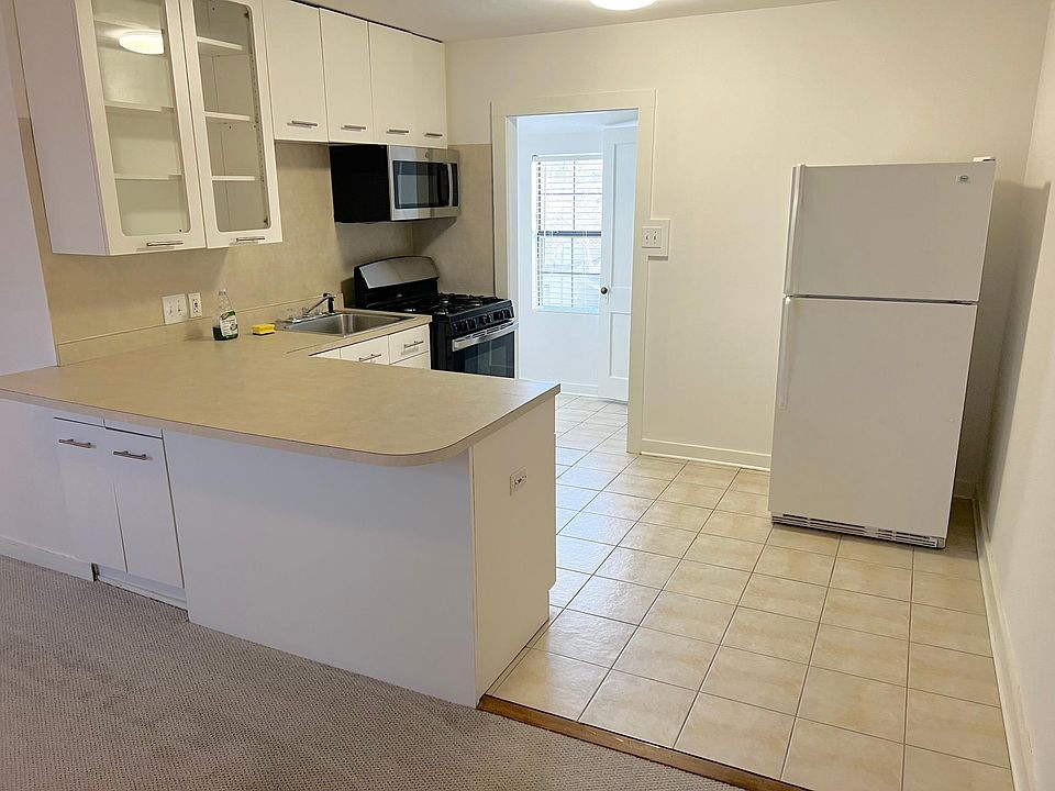 1st image of 1805 Missouri St #2