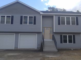 4 Talcott St, Smithfield, RI 02917