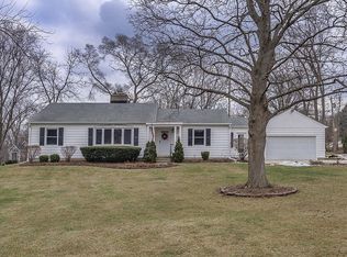 800 San Jose Dr, Elm Grove, WI 53122