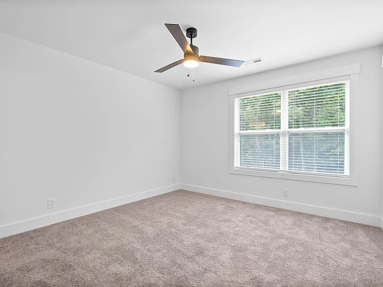 103 Front Ridge Cir — Photo 12