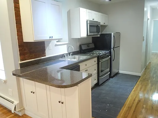 Rented by Next Door Realty NYC | media 32