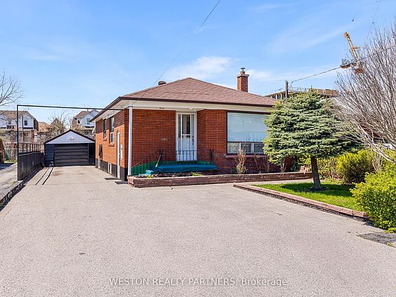 2nd image of 102 Cleta Dr
