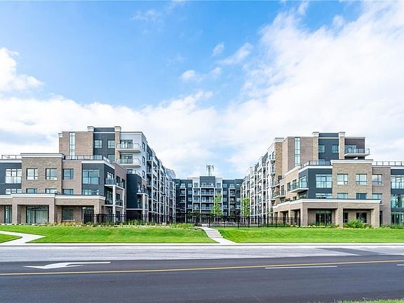 3rd image of 5055 Greenlane #515