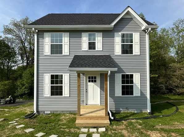 2924 Wixtown Rd, Westmoreland, TN 37186