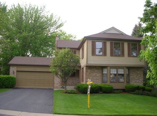 1986 Manor Ln, Mundelein, IL