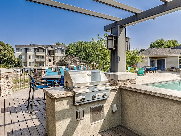 Pavilions at Silver Sage Apartments — Photo 10