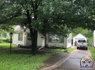 2235 SE Maryland Ave, Topeka, KS 66605
