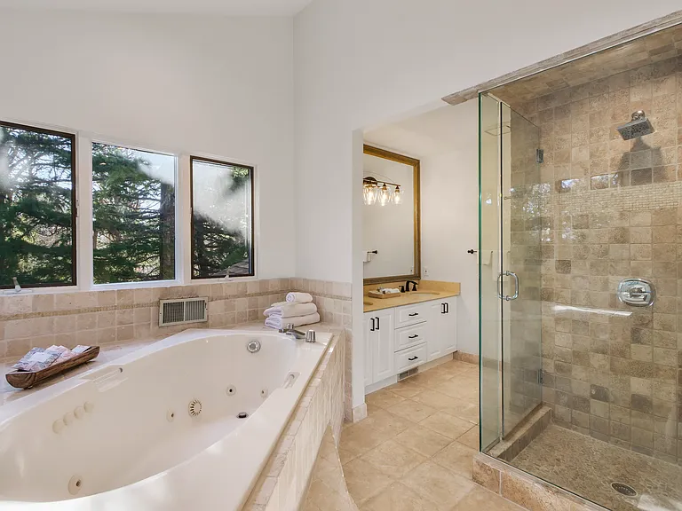 25 Blackwatch Ct — Photo 13