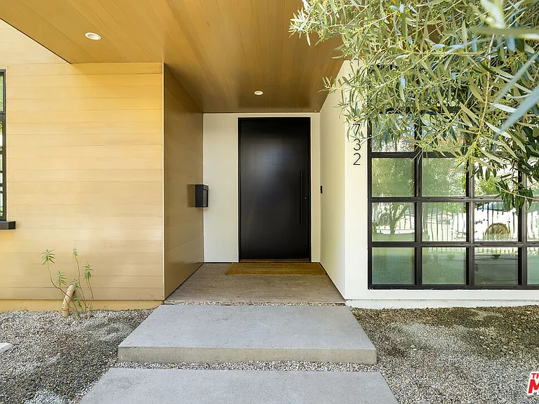8732 Rangely Ave — Photo 35