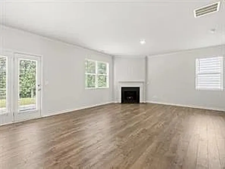 234 Barnwood Ln — Photo 5