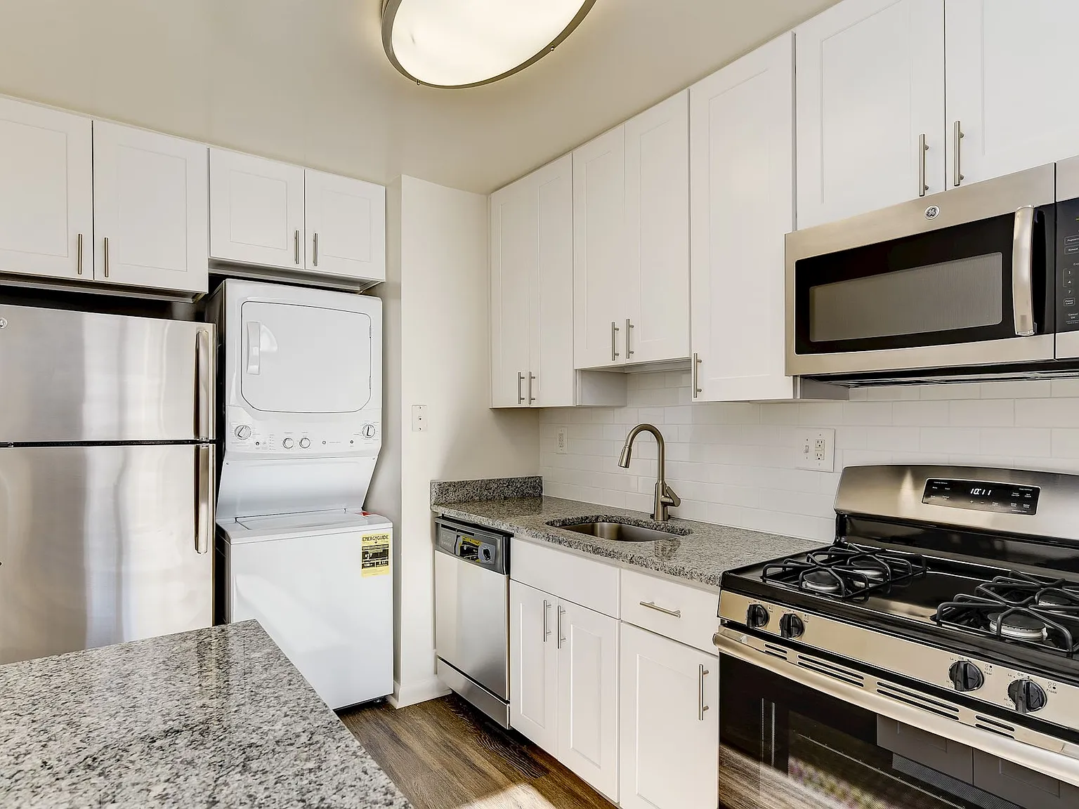 Hallfield Apartments — Photo 1
