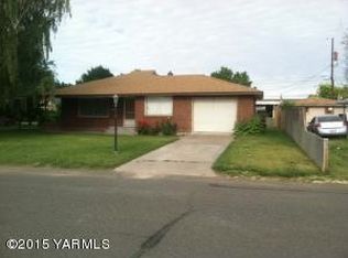 3706 S 3rd St, Yakima, WA 98903