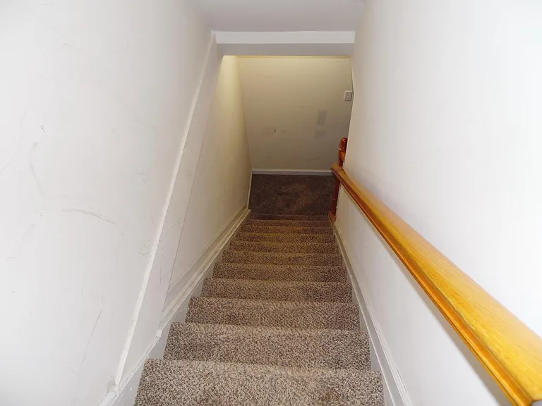1336 Sabrina Ct — Photo 5